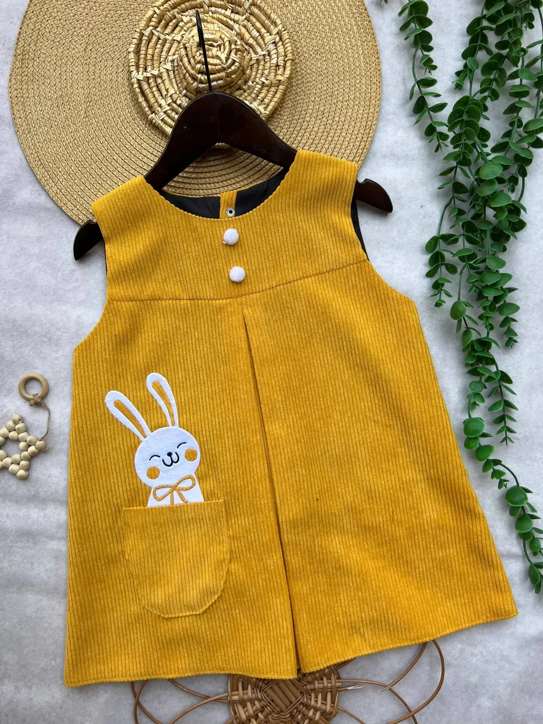 جلو پیلی زیبا